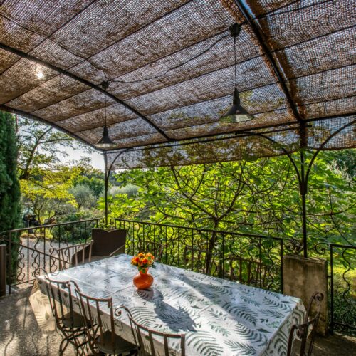 Gîte à louer Domaine de Verquière à Sablet dans la Vallée du Rhône